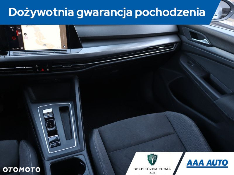 Volkswagen Golf - 9