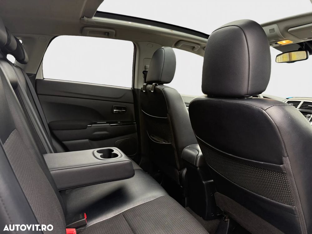 Peugeot 4008 1.6 HDI FAP STT Allure - 12