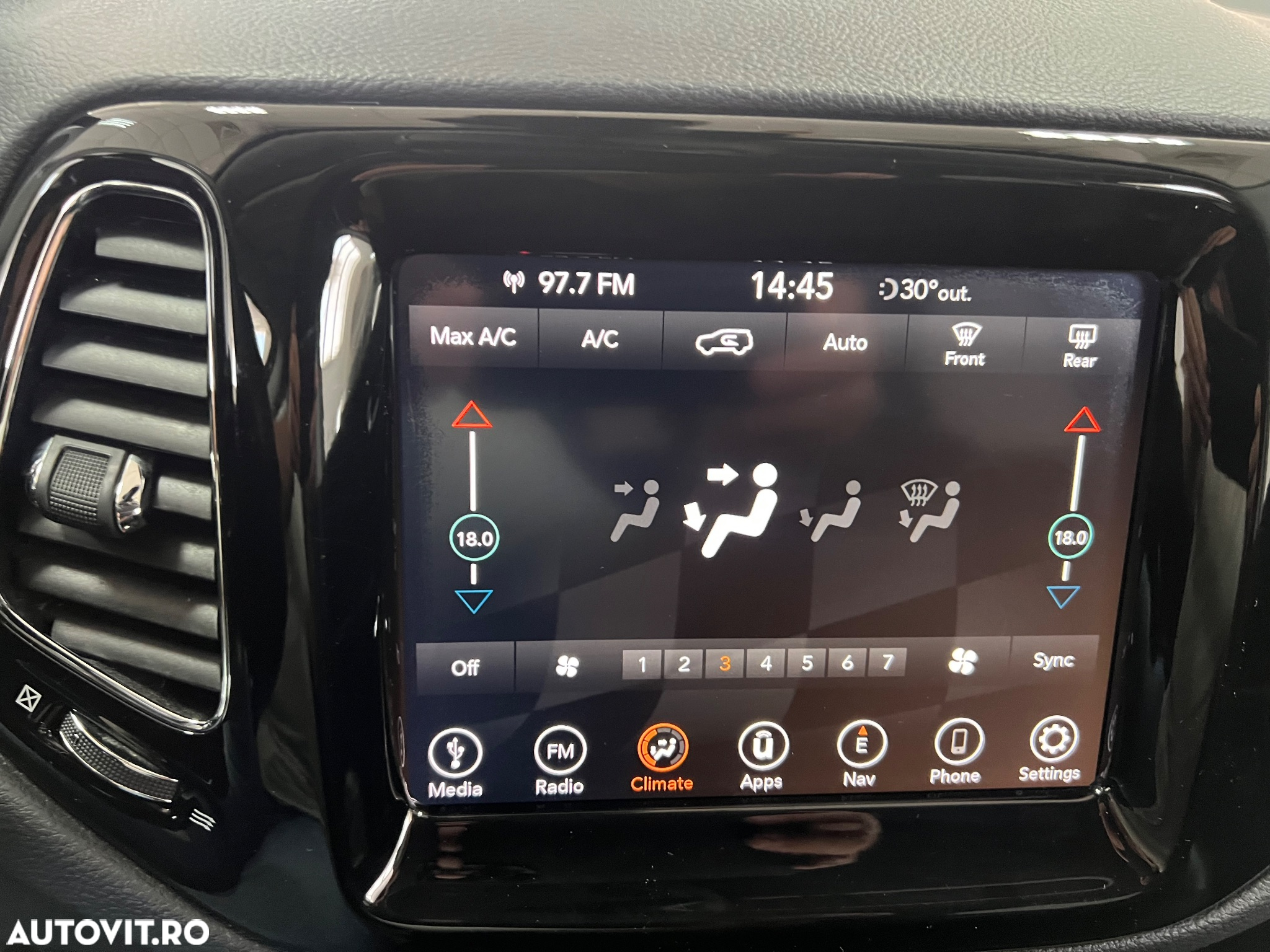 Jeep Compass 2.0 M-Jet 4x4 AT Limited - 34