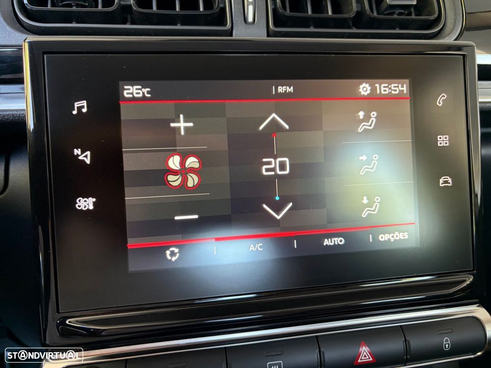 Citroën C3 1.2 PureTech Shine - 23