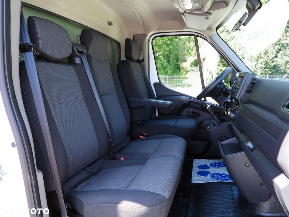 Renault MASTER  PLANDEKA 10 PALET WEBASTO TEMPOMAT LEDY PNEUMATYKA KLIMATYZACJA  165KM - 40