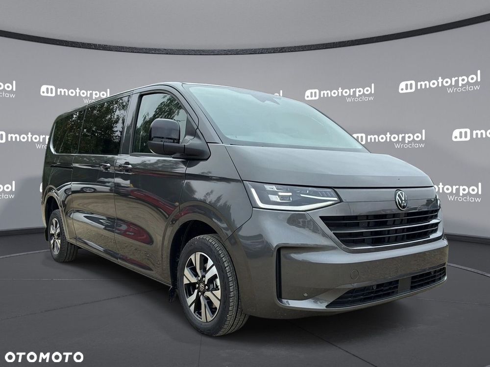 Volkswagen Caravelle - 9