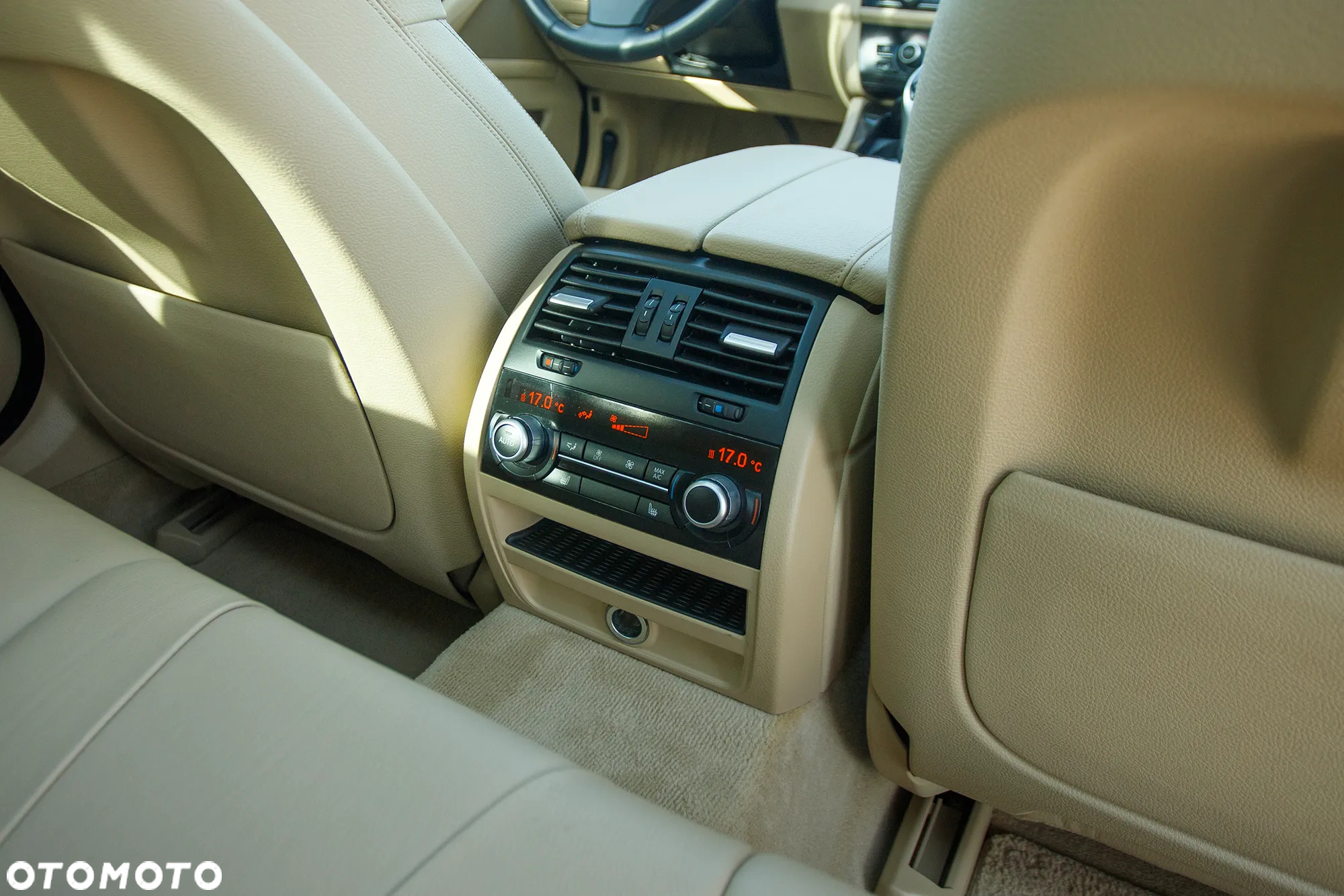 BMW Seria 5 535d xDrive Touring Luxury Line - 22
