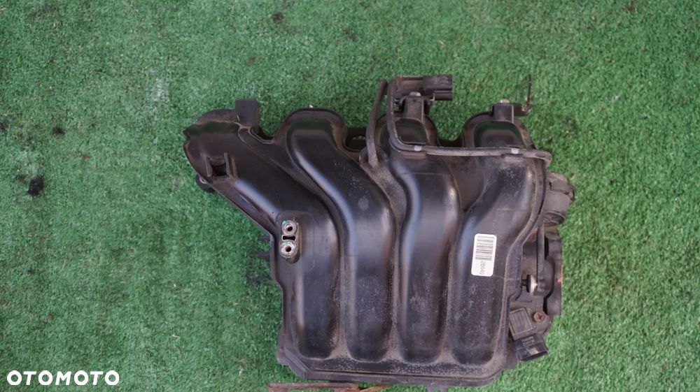 Hyundai Tucson III i30  Kia Proceed Ceed Sorento Sportage IV 1.6 GDI T-GDI kolektor ssacy 2B640 - 3