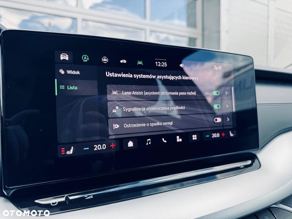 Skoda Octavia 1.5 TSI mHEV Selection DSG - 30