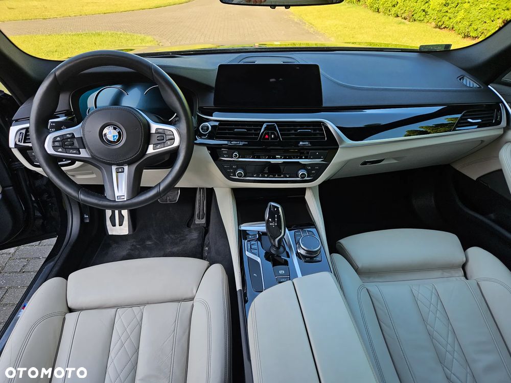 BMW Seria 5 530d M Sport sport - 21