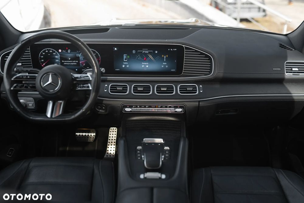 Mercedes-Benz GLS - 18