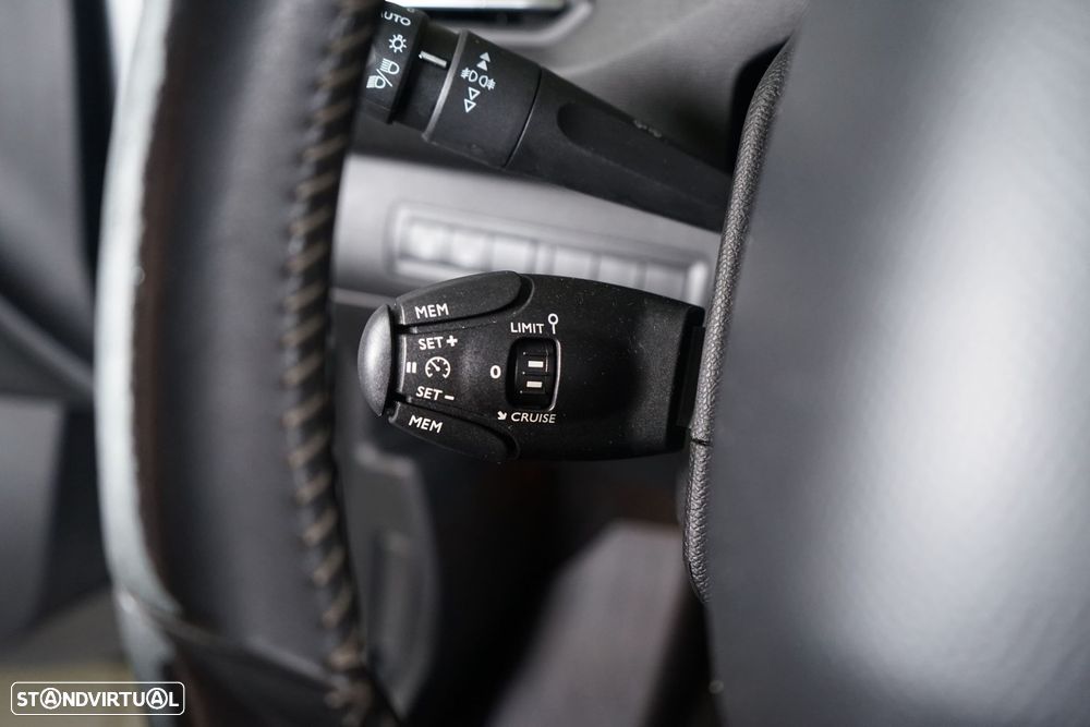 Peugeot 308 1.6 e-HDi Allure - 20