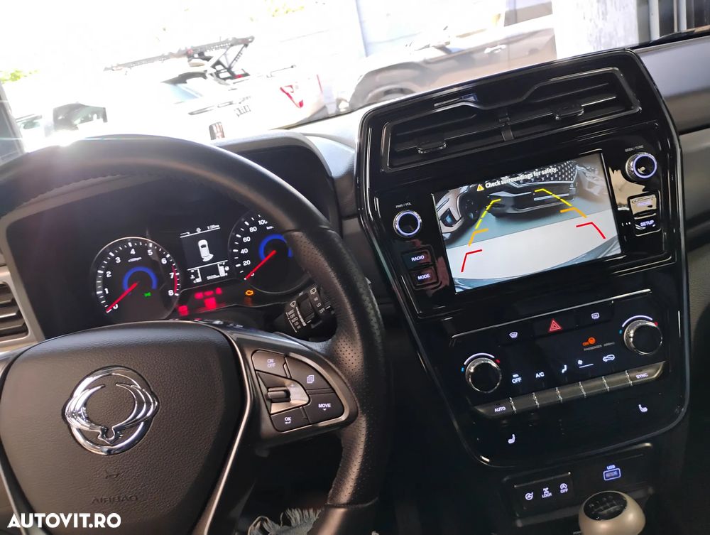 SsangYong Tivoli 1.5 T-GDi 4WD Amber - 9