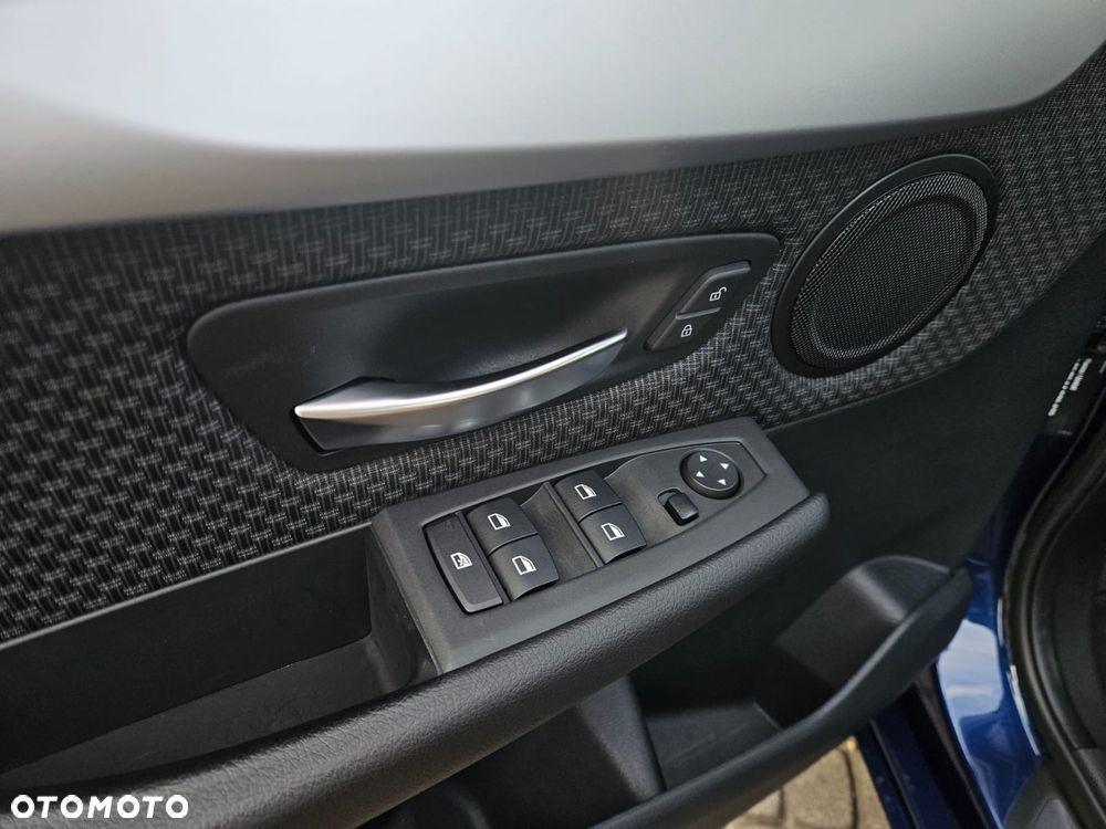 BMW Seria 2 216i - 13
