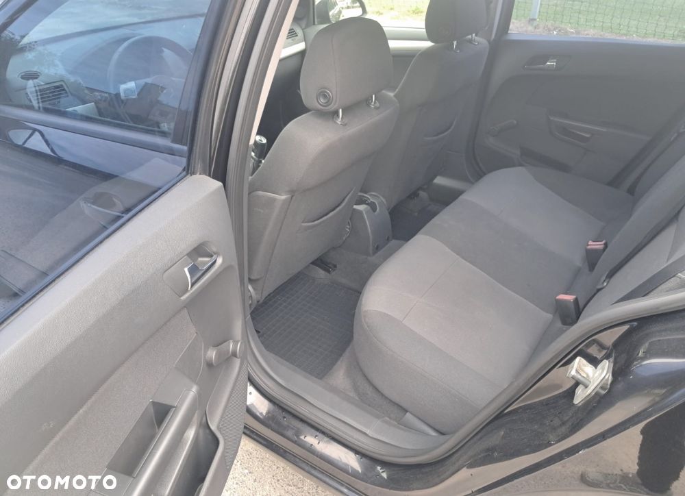 Opel Astra 1.4 - 13