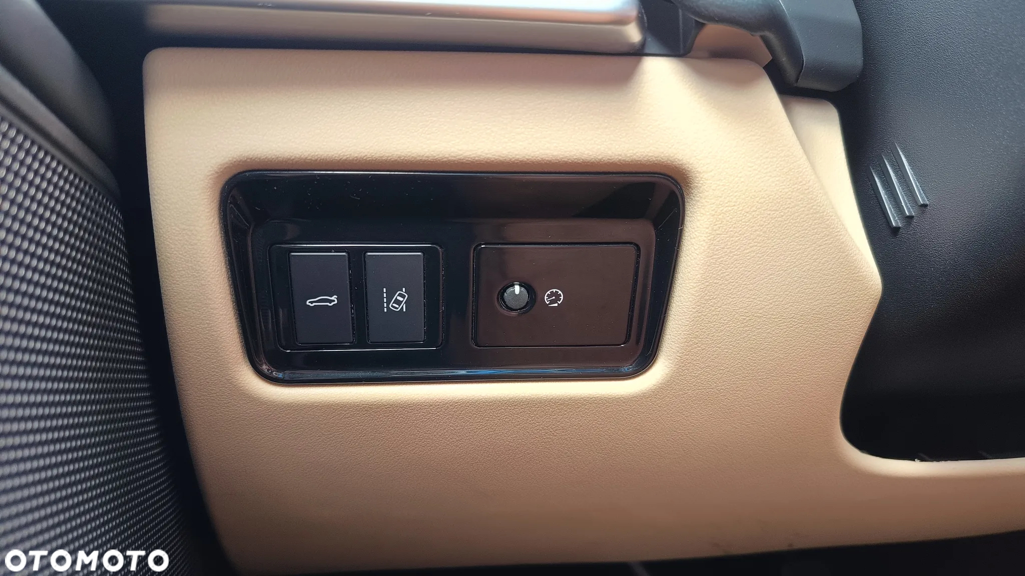 Jaguar XE 25t Prestige - 23