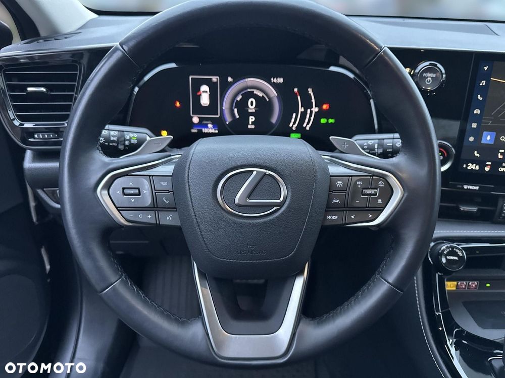 Lexus NX 350h Business AWD - 15