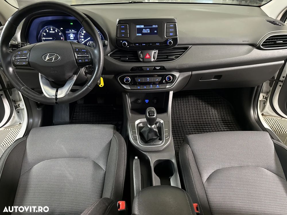 Hyundai i30 - 10
