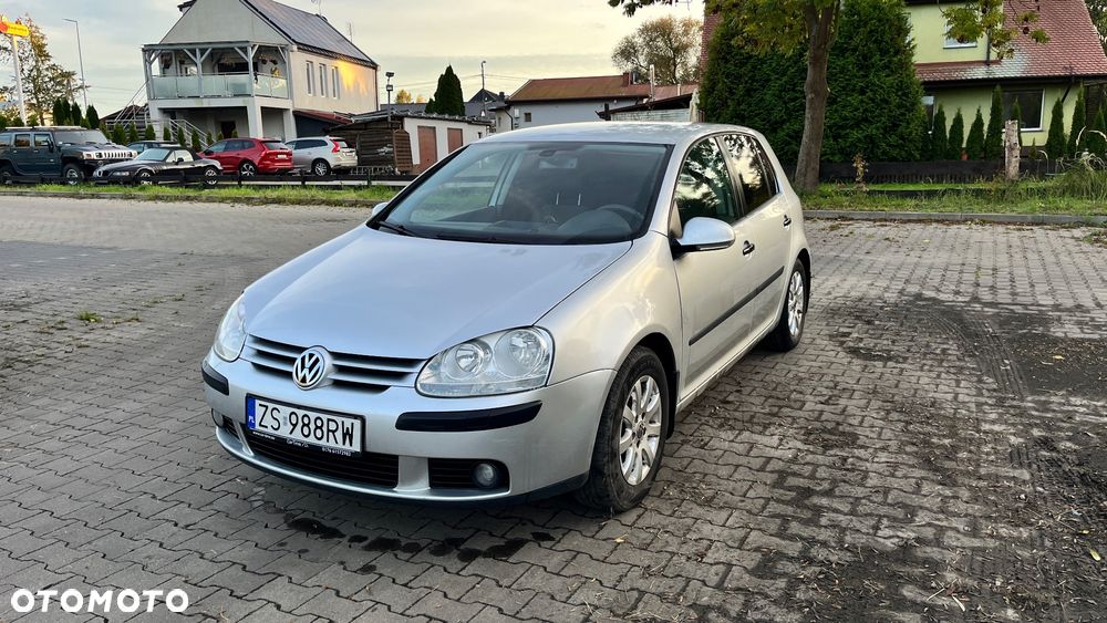 Volkswagen Golf V 1.6 FSI Comfortline Tiptr - 2