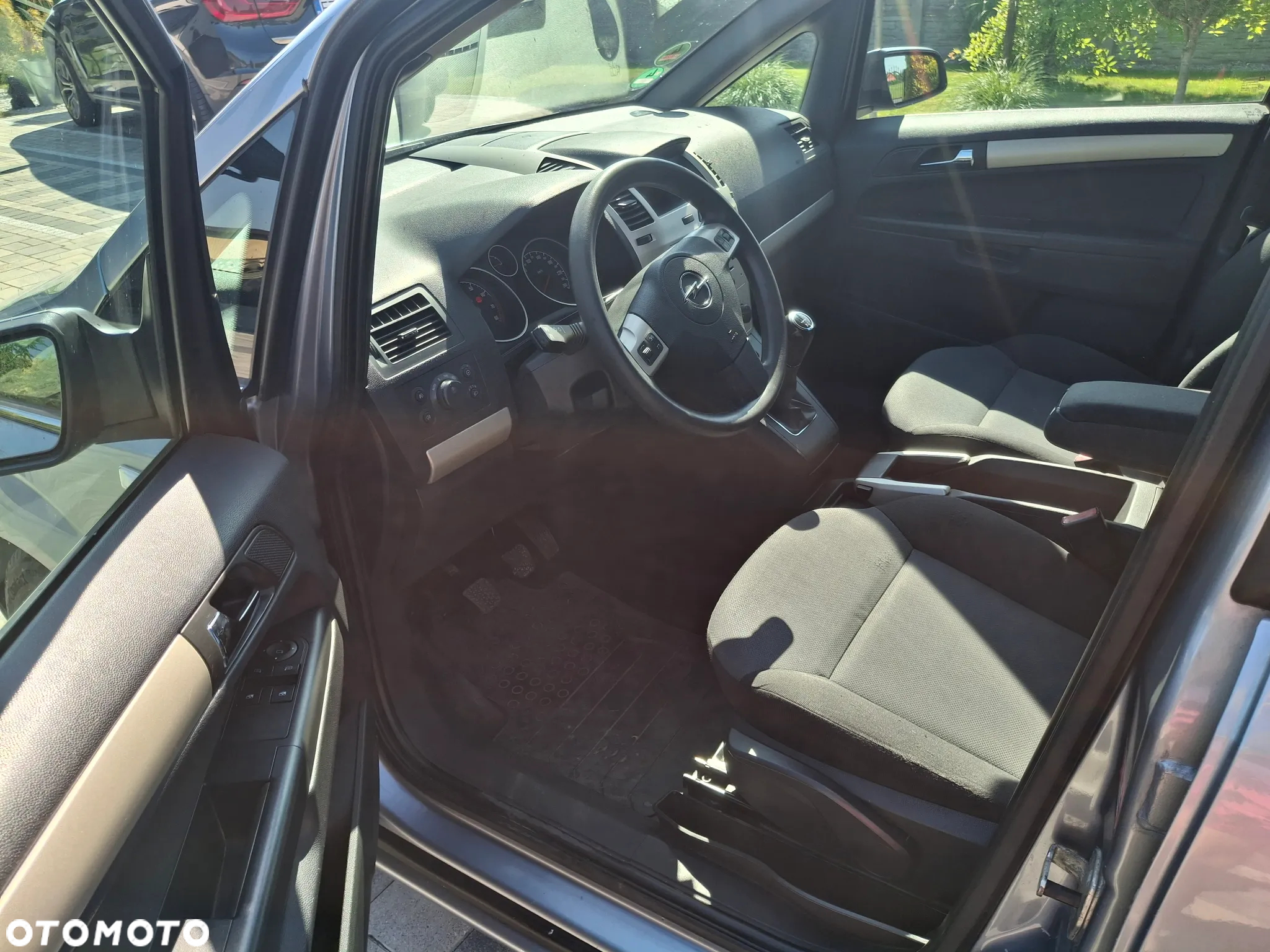 Opel Zafira 1.8 - 8