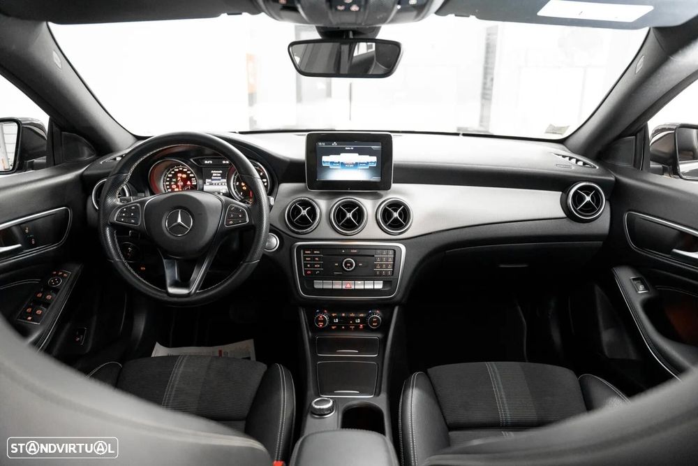 Mercedes-Benz CLA 200 d 7G-DCT Urban - 11