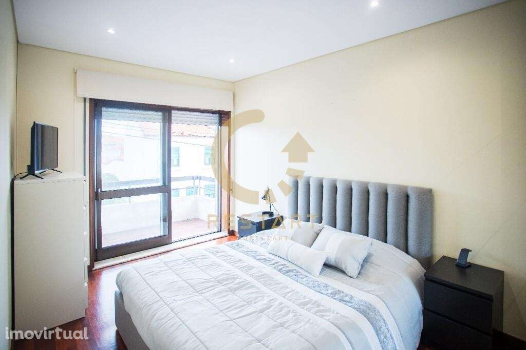 Duplex T2+2 com garagem e varanda, pronto a habitar, luz norte/sul e á - Grande imagem: 4/31