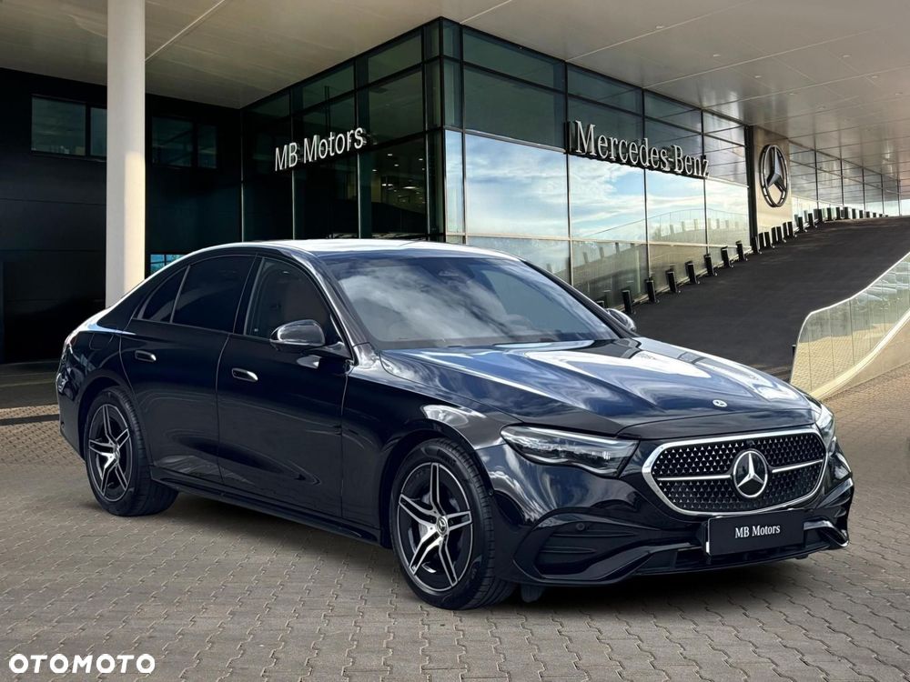 Mercedes-Benz E-Class 2025 photo 2