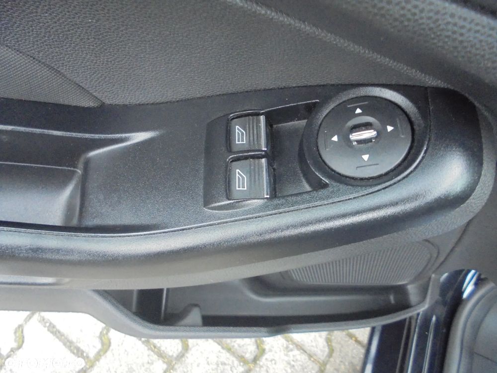 Ford Fiesta 1.25 Ambiente - 9