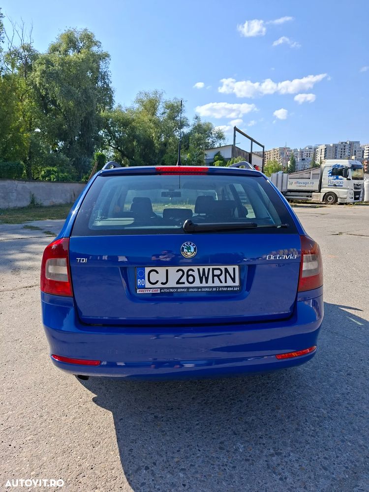 Skoda Octavia 1.6 TDI ELEGANCE - 5