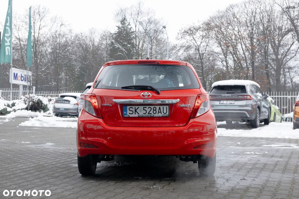 Toyota Yaris 1.33 Luna - 5