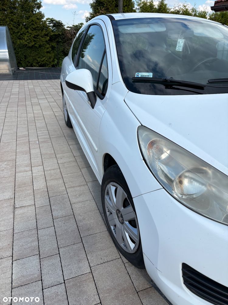 Peugeot 207 70 HDi FAP Filou - 2