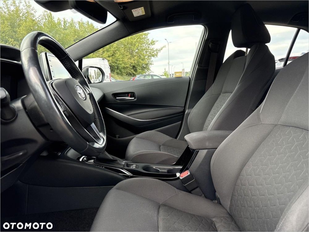 Toyota Corolla 1.8 Hybrid Comfort - 9