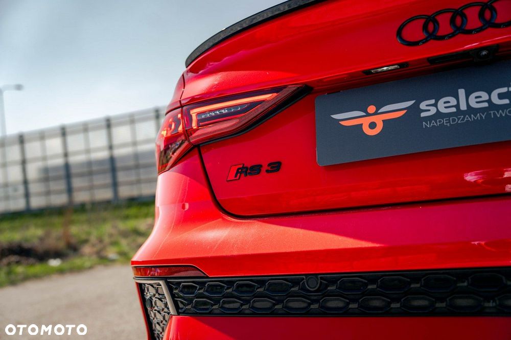 Audi RS3 Limousine - 14