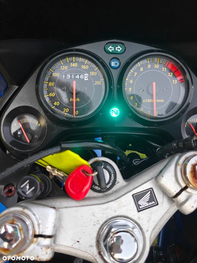 Honda CBR - 6