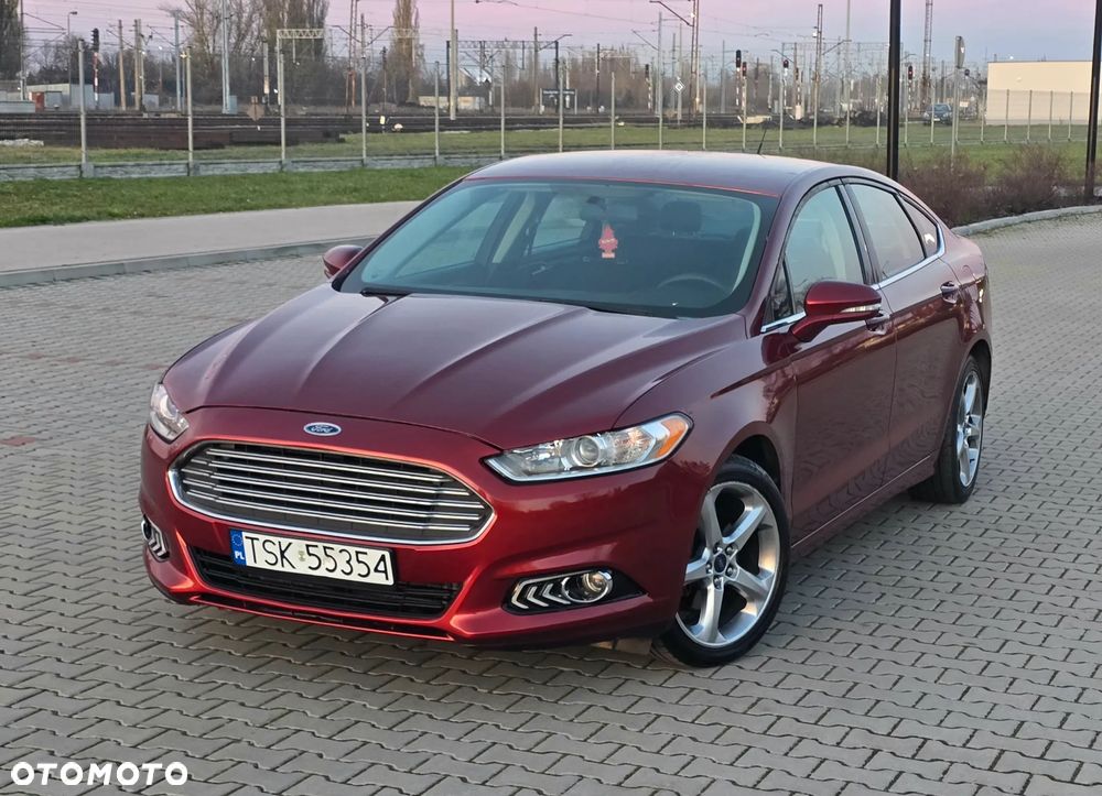 Ford Fusion - 4