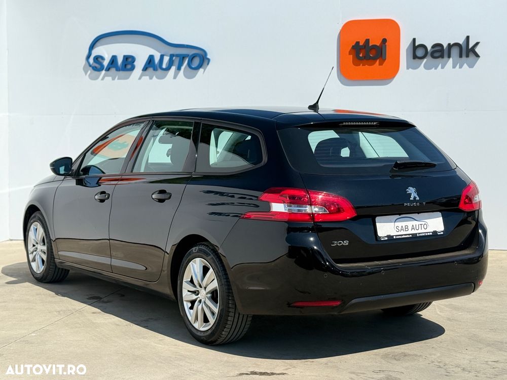 Peugeot 308 BlueHDi 130 EAT8 Business - 17