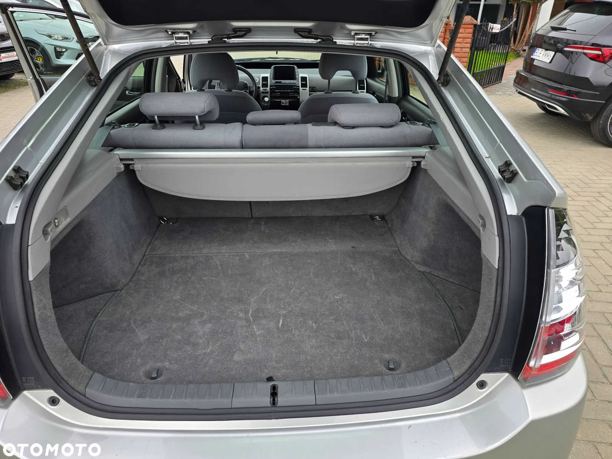 Toyota Prius - 19