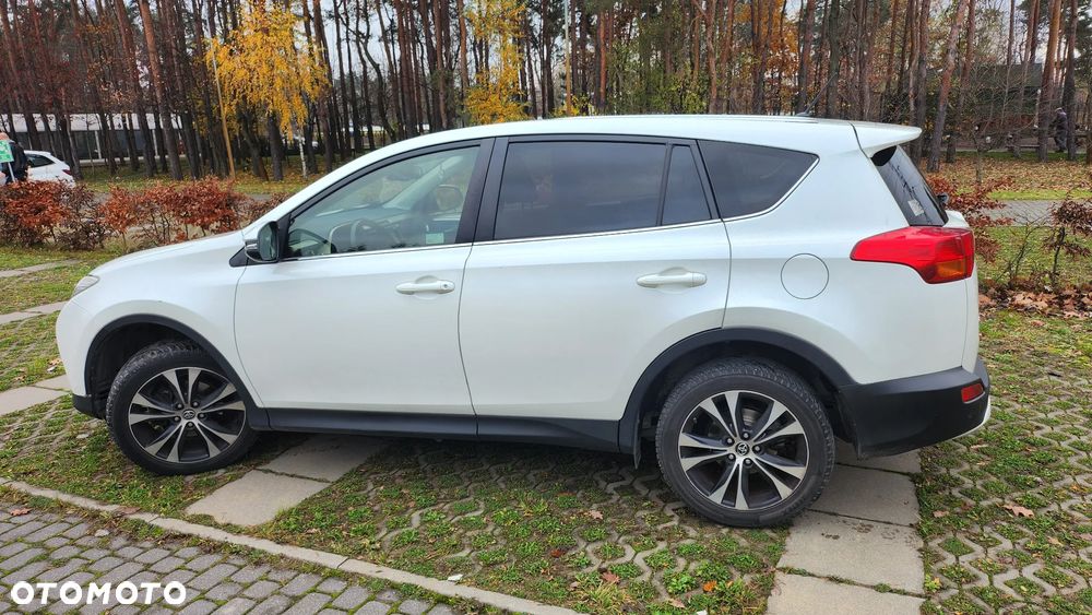 Toyota RAV4 2.0 D-4D Active 4x2 - 7