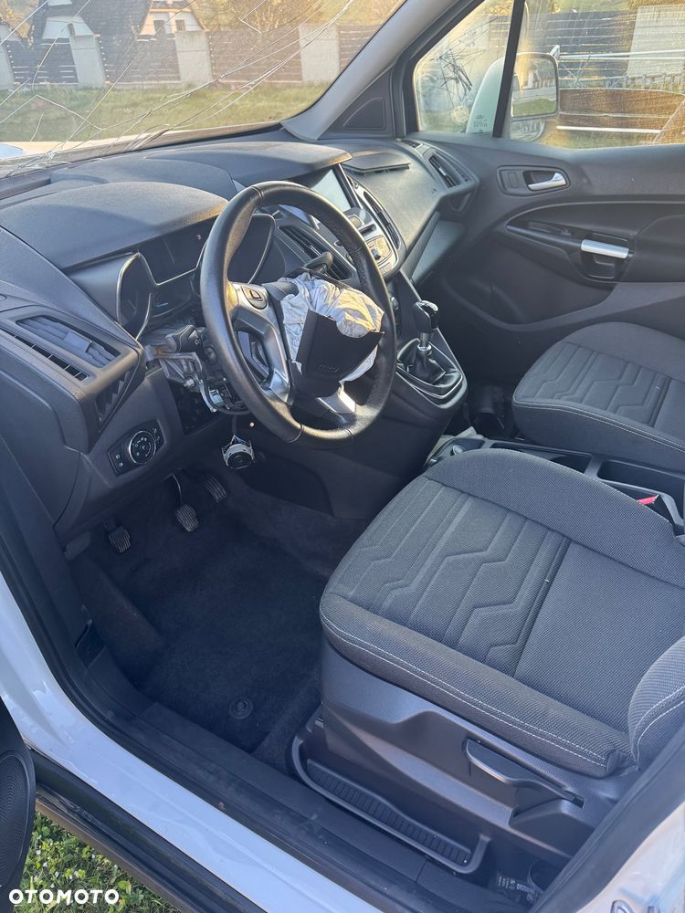 Ford Tourneo Connect Grand - 8