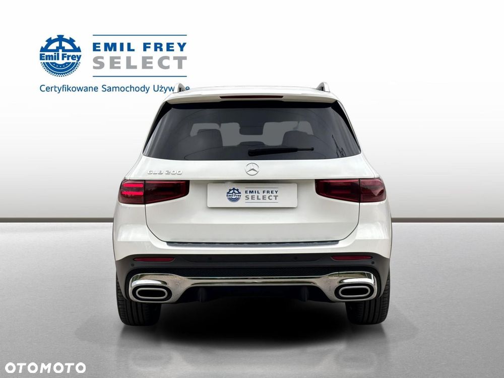 Mercedes-Benz GLB - 6