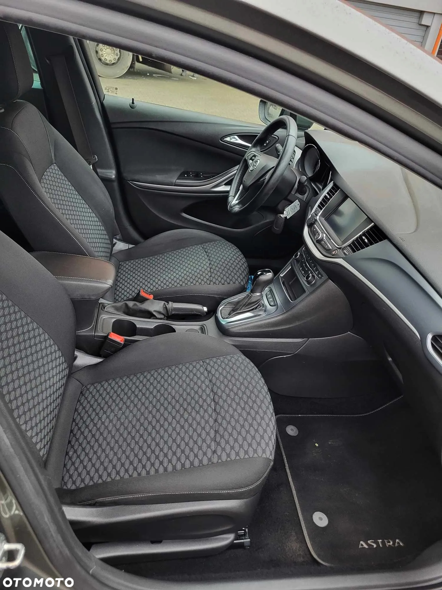 Opel Astra 1.6 D (CDTI) Automatik Edition - 7
