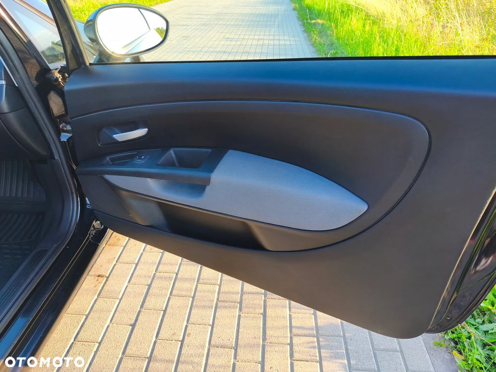 Fiat Grande Punto - 13