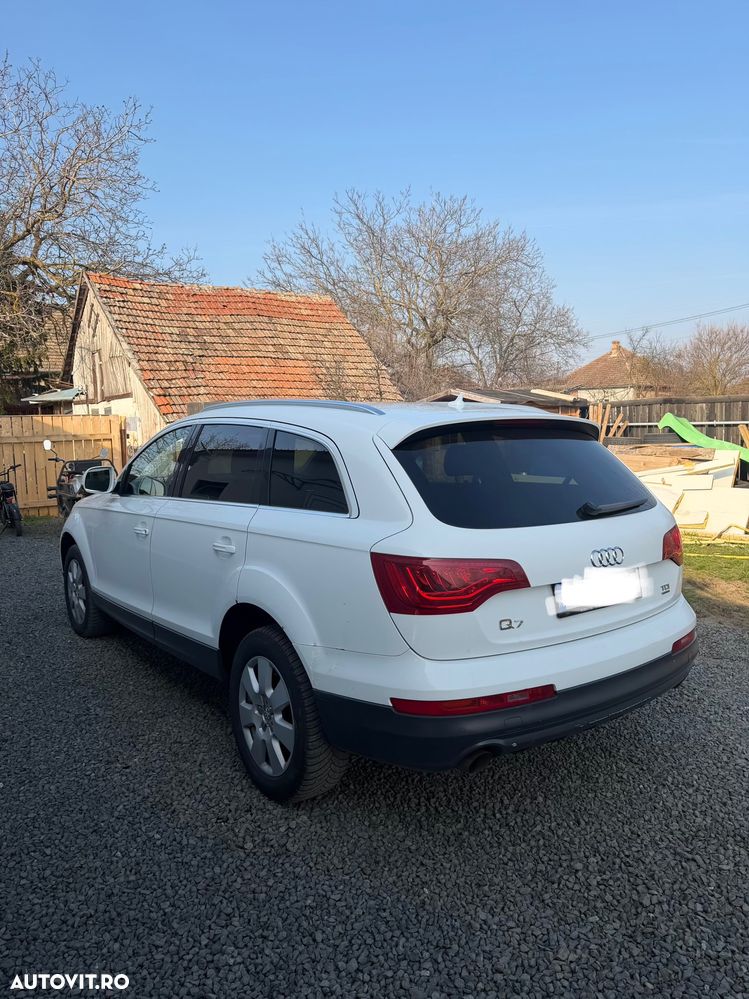Audi Q7 3.0 TDI Quattro Tip - 2