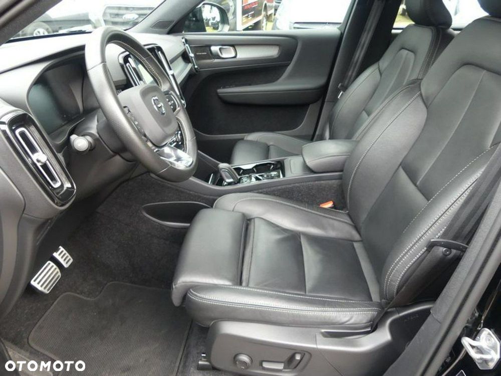 Volvo XC 40 T4 AWD Geartronic R-Design - 4