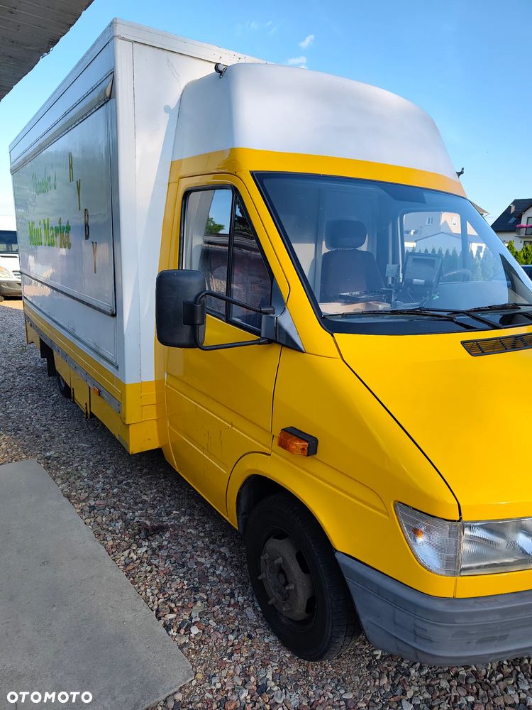 Mercedes-Benz Sprinter 412D - 1