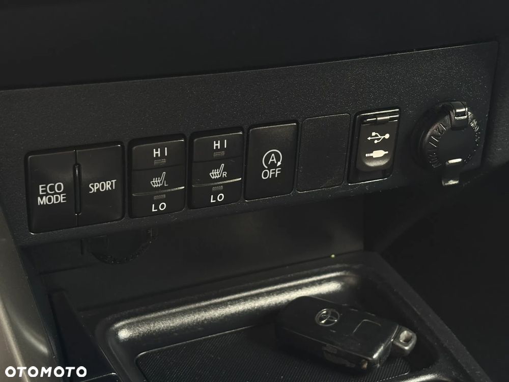 Toyota RAV4 - 39