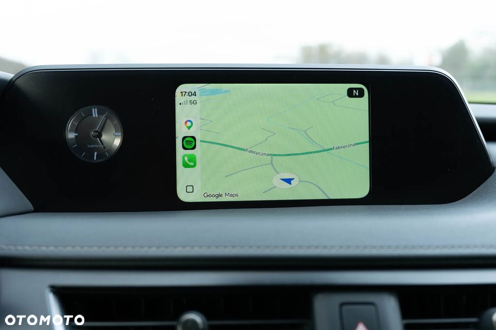 Lexus UX 250h Prestige 2WD - 31