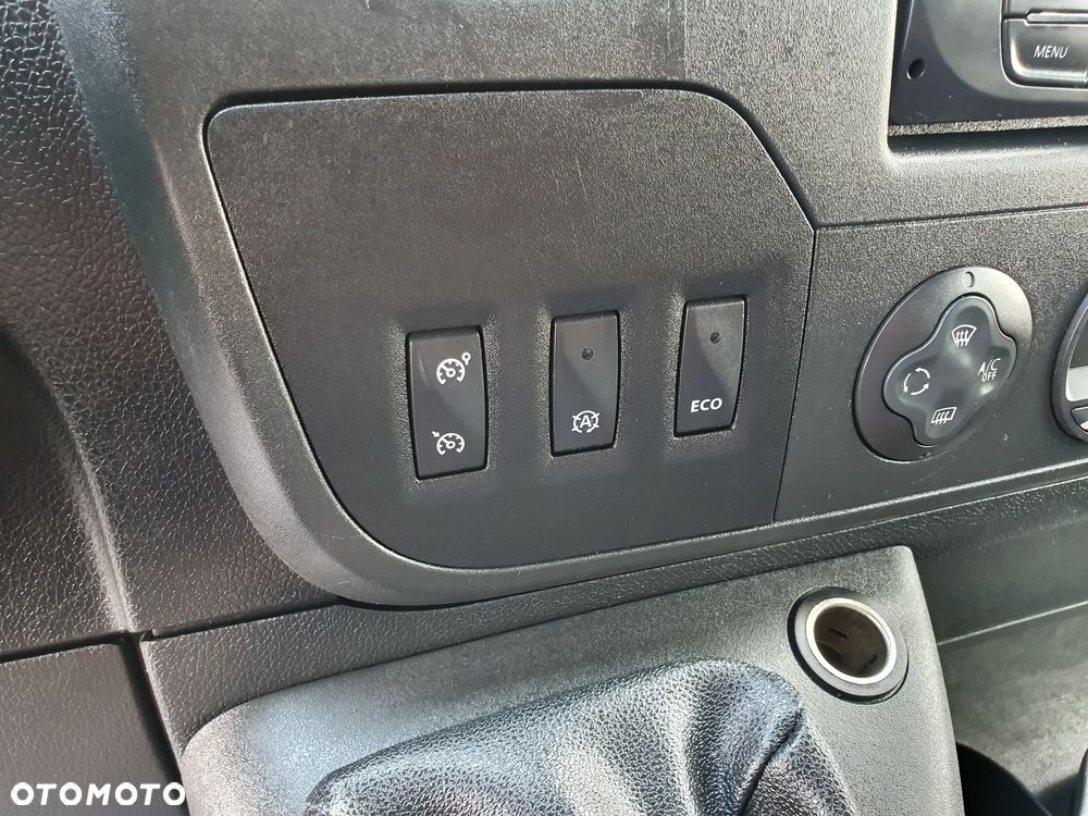 Renault Master - 25