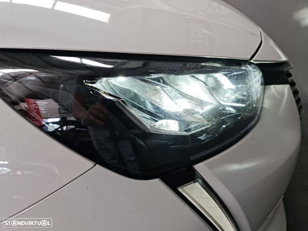 Peugeot 208 1.5 BlueHDi Allure - 29