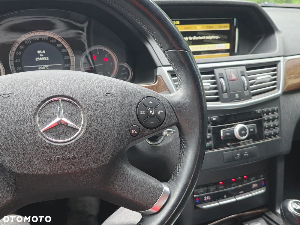 Mercedes-Benz Klasa E 220 CDI BlueEff - 6