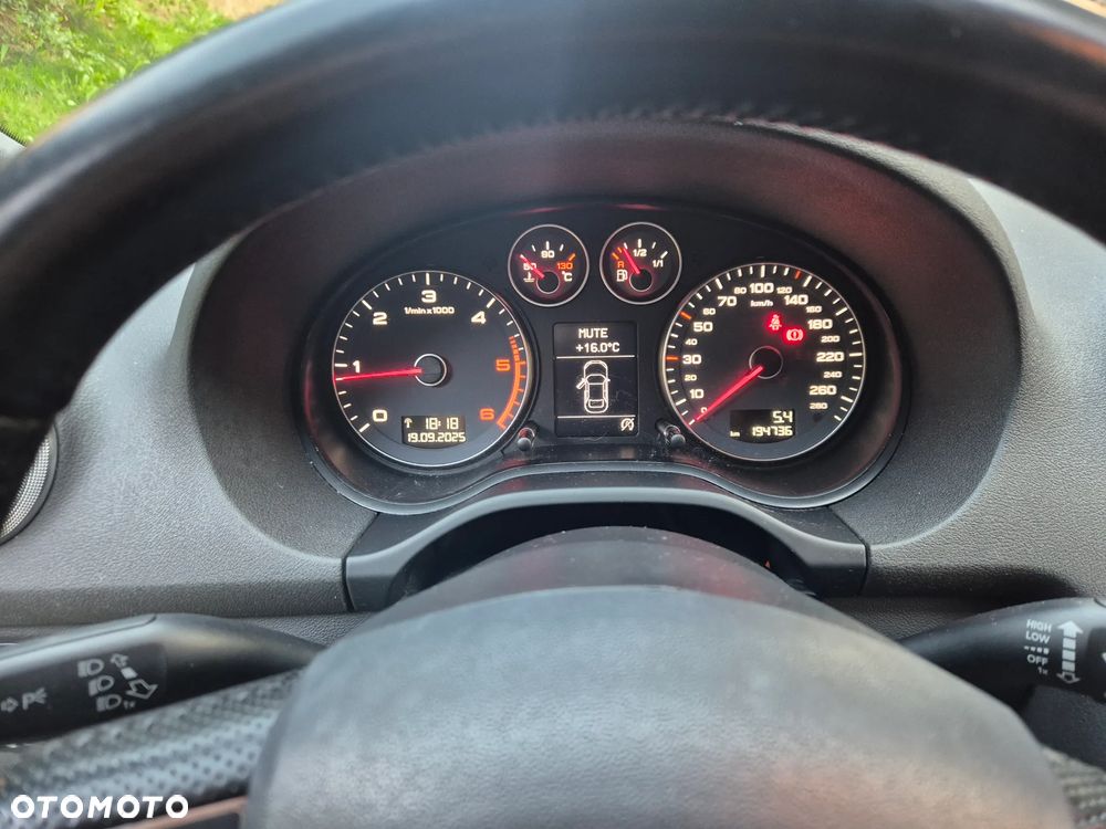 Audi A3 Sportback 2.0 TDI DPF quattro Ambition - 7