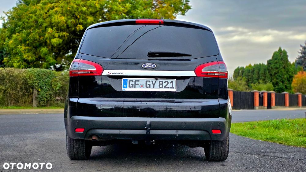 Ford S-Max - 19