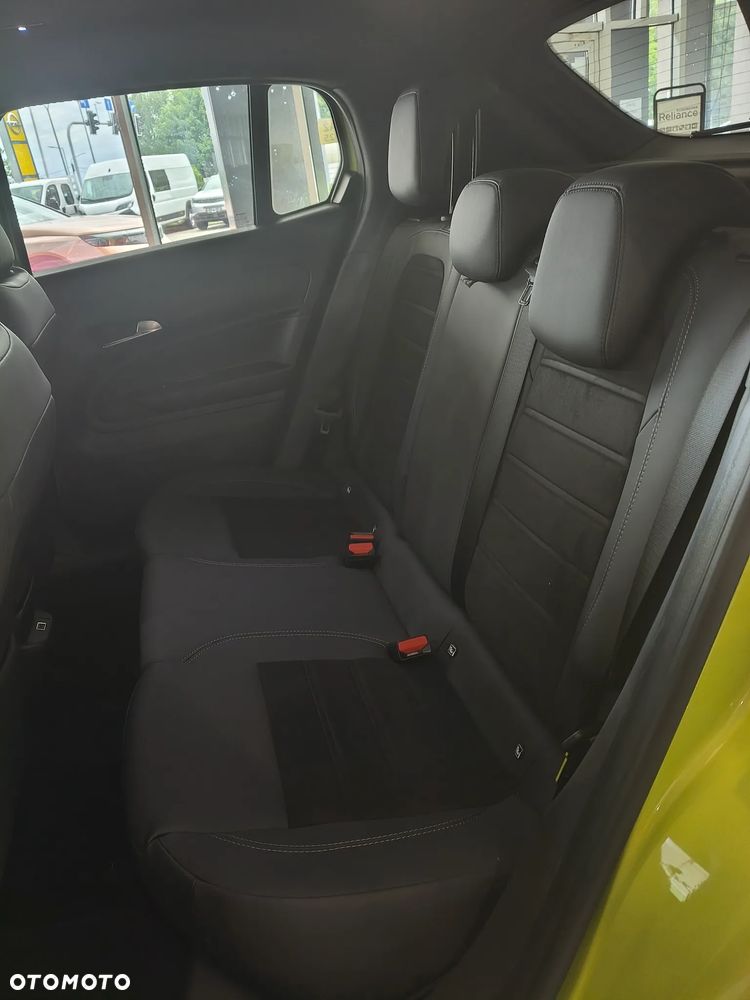 Fiat 600 1.2 Turbo Sport eDCT - 8
