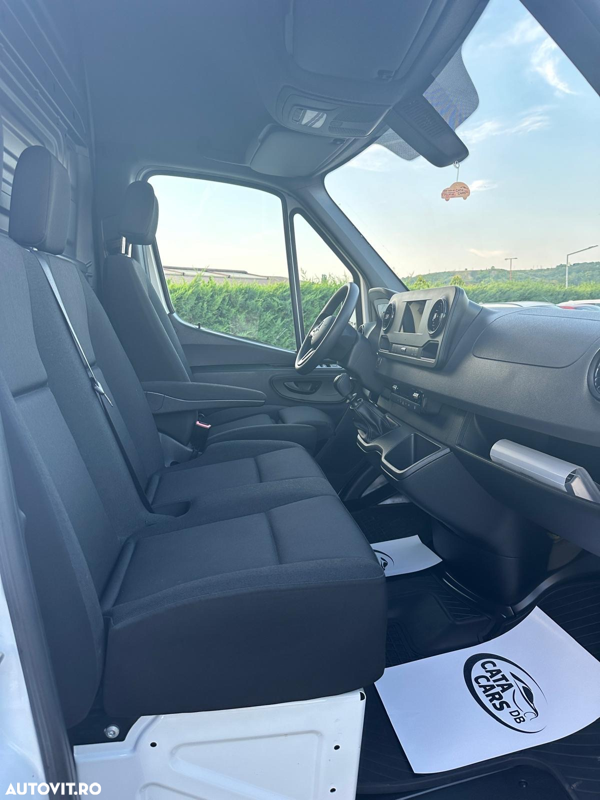 Mercedes-Benz Sprinter 319CDI  LUNG - 18